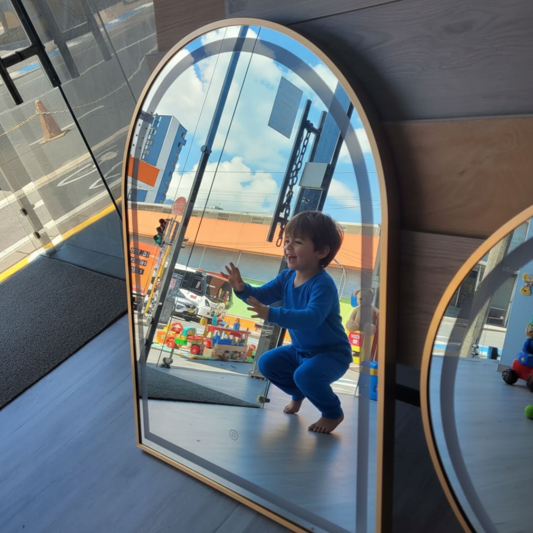 Espejo Capilla Mediano